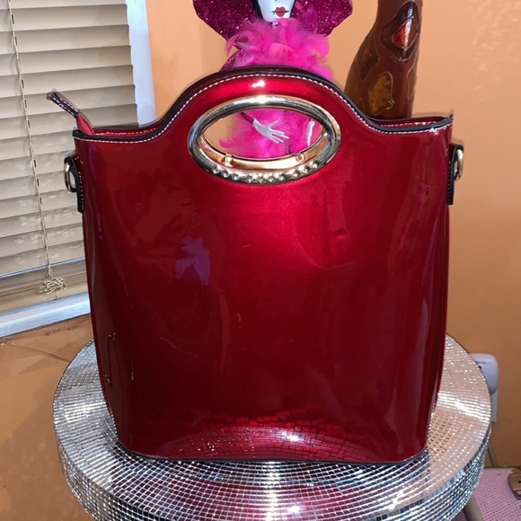 New Retro Patent tote set. - Picture 2 of 3